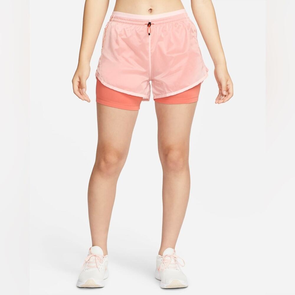 Nike Women's Icon Clash Tempo Luxe Mid-rise Running Shorts